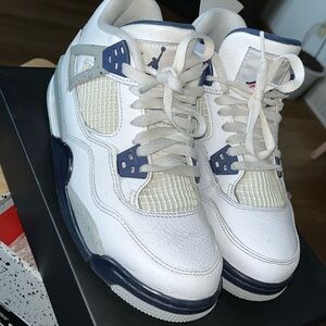 Air Jordan 4 Retro (GradeSchool) Size : 6.5